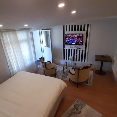 Yavuz Apart Otel Istanboel Buitenkant foto