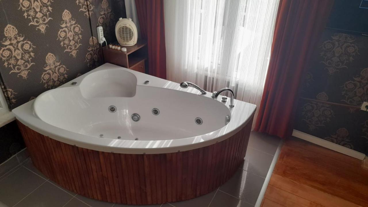 Yavuz Apart Otel Istanboel Buitenkant foto