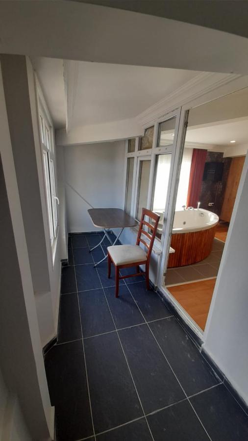 Yavuz Apart Otel Istanboel Buitenkant foto